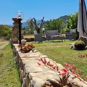 House Tra Mare E Montagna Casa vacanze Castiadas