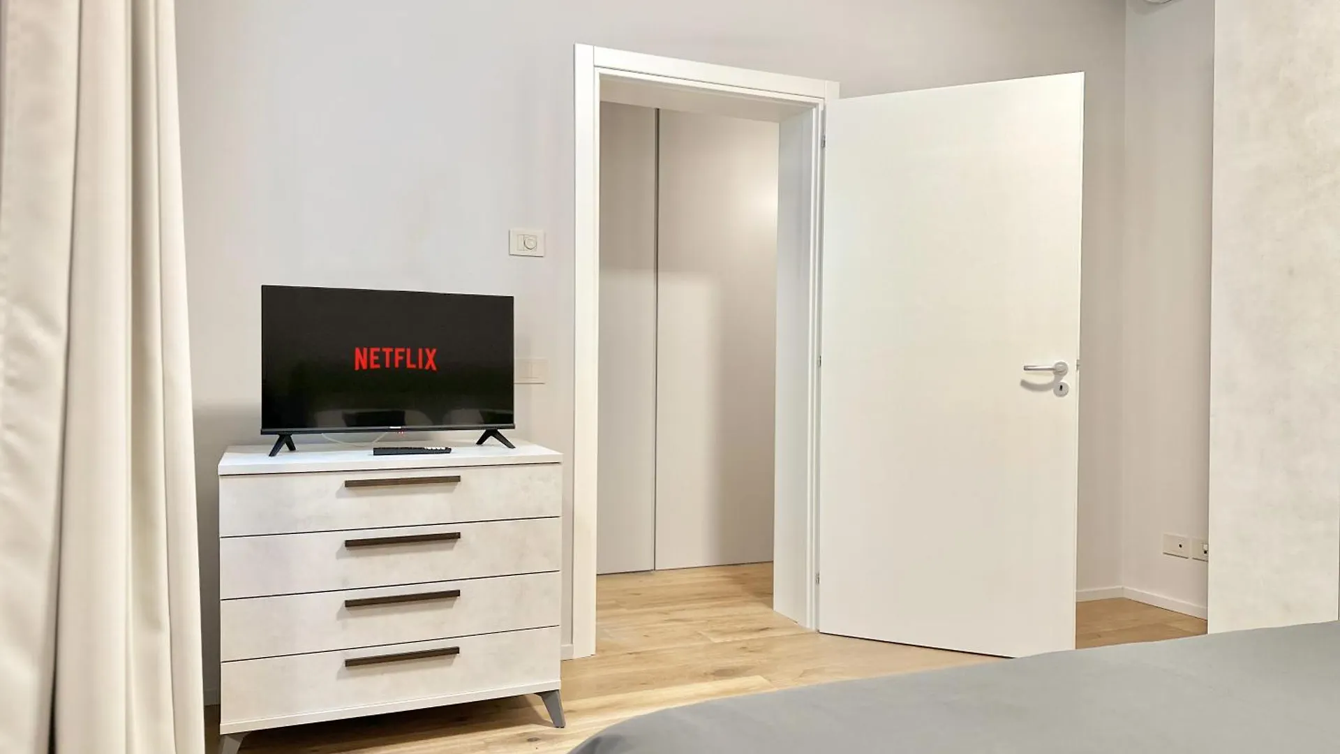 Corso Italia Executive Suite Arezzo 0*,
